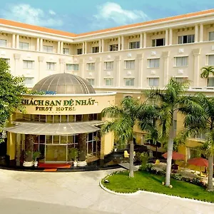 First **** Ho Chi Minh-stad